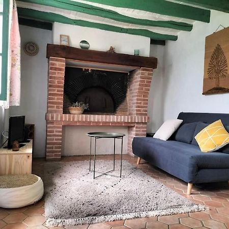 Charmante Maisonnette En Pierre Écardenville-sur-Eure Dış mekan fotoğraf