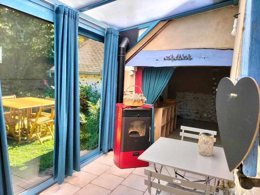 Charmante Maisonnette En Pierre Écardenville-sur-Eure Dış mekan fotoğraf
